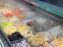 -红渡小香·牛肉麻辣香锅(车站南路店)