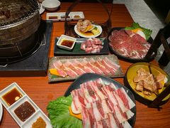 -山之屋炭火烧肉·生啤畅饮(大朗万科中央公园店)