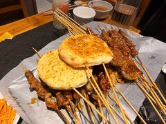 -卞二小串·鹤岗烧烤·坑烤(永定路店)