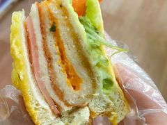 -华荣西饼屋(永护店)