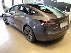 -TESLA 特斯拉(上海太古汇体验店)
