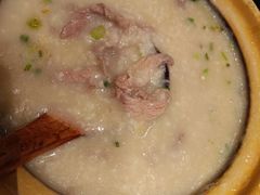 生滚牛肉粥-潮界(虹桥新天地店)