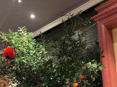 -八府香鸭·啫啫煲(华山路店)