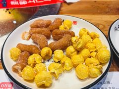 -山河屯铁锅炖·非遗东北菜(南山店)