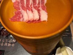 -牛YO寿喜烧·铁板烧和牛火锅自助(市府恒隆店)
