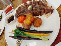炭烤西冷牛排-WOLFGANG PUCK KITCHEN & BAR(迪士尼小镇店)