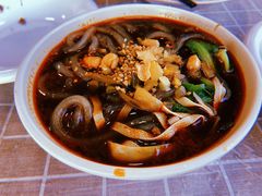 酸辣粉-超级大馍王肉夹馍