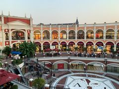 -佛罗伦萨小镇广佛名品奥特莱斯(疏港路店)