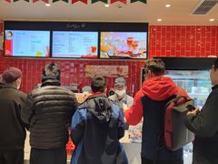 -85度C(生甜甜圈研究工坊·上海松江人民北路店)