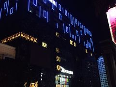 幸福蓝海国际影城(珠海IMAX店)-幸福蓝海国际影城(扬名IMAX店)