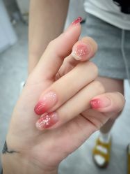-七彩虹美甲美睫 半永久