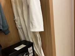 -上海虹桥君丽假日酒店(娄山关路地铁站店)