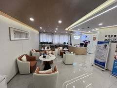 -皓齿连锁·雅贝健口腔·种植·矫正中心(虹口曲阳路店)