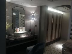 -浅深(世茂滨江精品店)