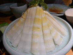 竹笋尖-洪氏嗨捞·广东猪肚鸡·椰子鸡火锅(西咸万象城店)