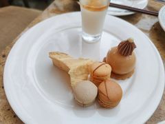 -松山湖凯悦酒店·Café自助餐厅·周末火舞秀表演
