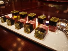 -海尔洲际酒店天下一品中餐厅