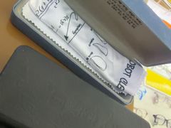 -罗伯特眼镜·蔡司官方授权(罗湖国贸店)