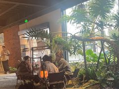 -J Create城市露营咖啡·简餐·宠物(上海动物园店)