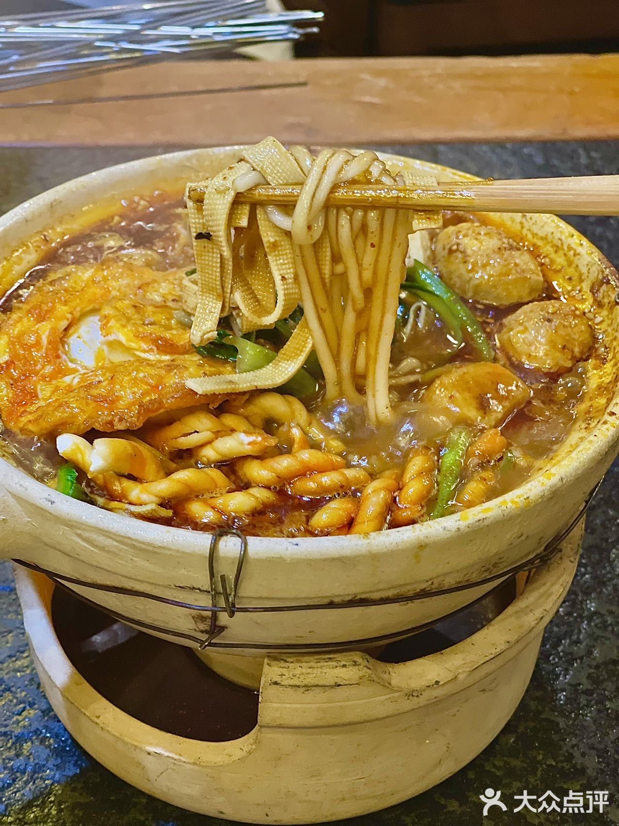 很多明星都来小骆驼吃饭，🌟 福苗小骆驼烧烤🍗