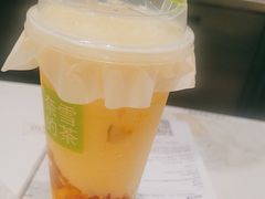 -奈雪的茶(优特汇店)