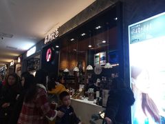 等位区-茶颜悦色(雨花亭凯德二楼店)