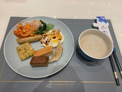 -舜耕山庄四时万和自助餐厅