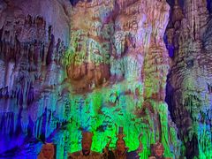 -泰安地下龙宫景区