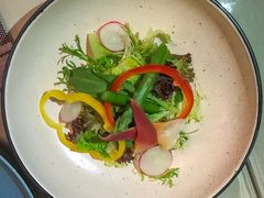 兰花蚌芝麻沙拉-五合院·整点烤肉