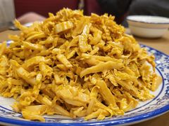 -金牌餐厅·天津菜·八珍豆腐·老爆三(瓷房子店)