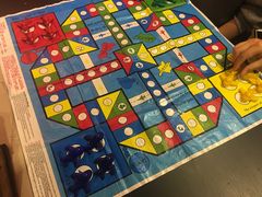 -BGM CLUB二次元主题桌游店(康王路店)