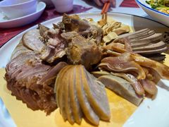-一口猪年味东北菜(荔枝沟店)