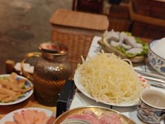 -旧街市鲜货老火锅(大光路店)