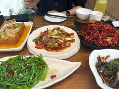 -隔壁老王·家常云南菜(花巷店)