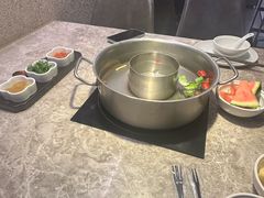 -丽江龙继斑鱼庄(罗宾森购物广场店)