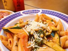 -皇室宴会厅(香港迪士尼乐园)