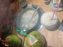 -润青四季音乐主题餐厅·椰子鸡(罗湖店)