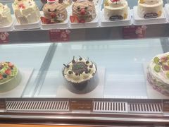 -罗森尼娜(德思勤店)