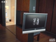 可转方向的电视机-上海璞麗酒店