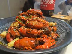 -肥肥虾庄·金牌油焖大虾(首义路店)