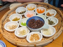 -包整·丝娃娃(一览甲秀楼风景店)