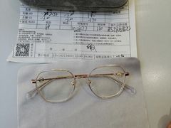 -爱视眸Eyeblling眼镜·依视路·蔡司镜片折扣店(百联南方商城购物中心)