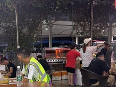 -蚝哥花姐湛江烤生蚝(美丽湾市场店)