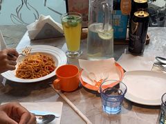 -必胜客(阿诗玛店)
