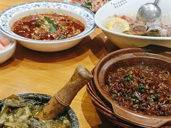 -有红鸡毛店·川菜(建设路店)