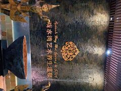 -泉城欧乐堡戏水湾艺术养生温泉