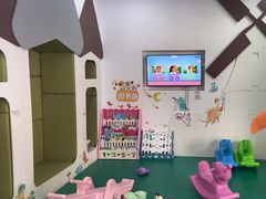 -雅悦齿科(顾村公园店)