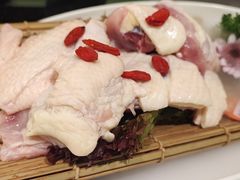 -得意咚瓜·顺德鱼生·冬瓜火锅(深圳首店)