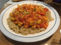 -东口码头·烧鸽子·鱼头泡饼·地方菜(金鹰悦城店)