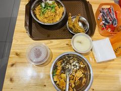 -柳州肥姨妈大骨螺蛳粉(老闵行店)